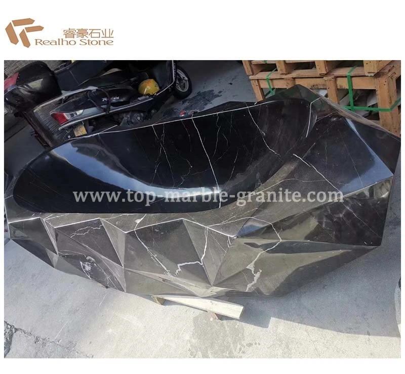 marble bathtub with diament edge