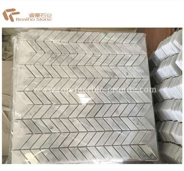 Sàn gạch lát đá cẩm thạch khảm xương cá