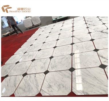 Gạch lát bằng đá cẩm thạch trắng Carrara được đánh bóng để trang trí sàn tường